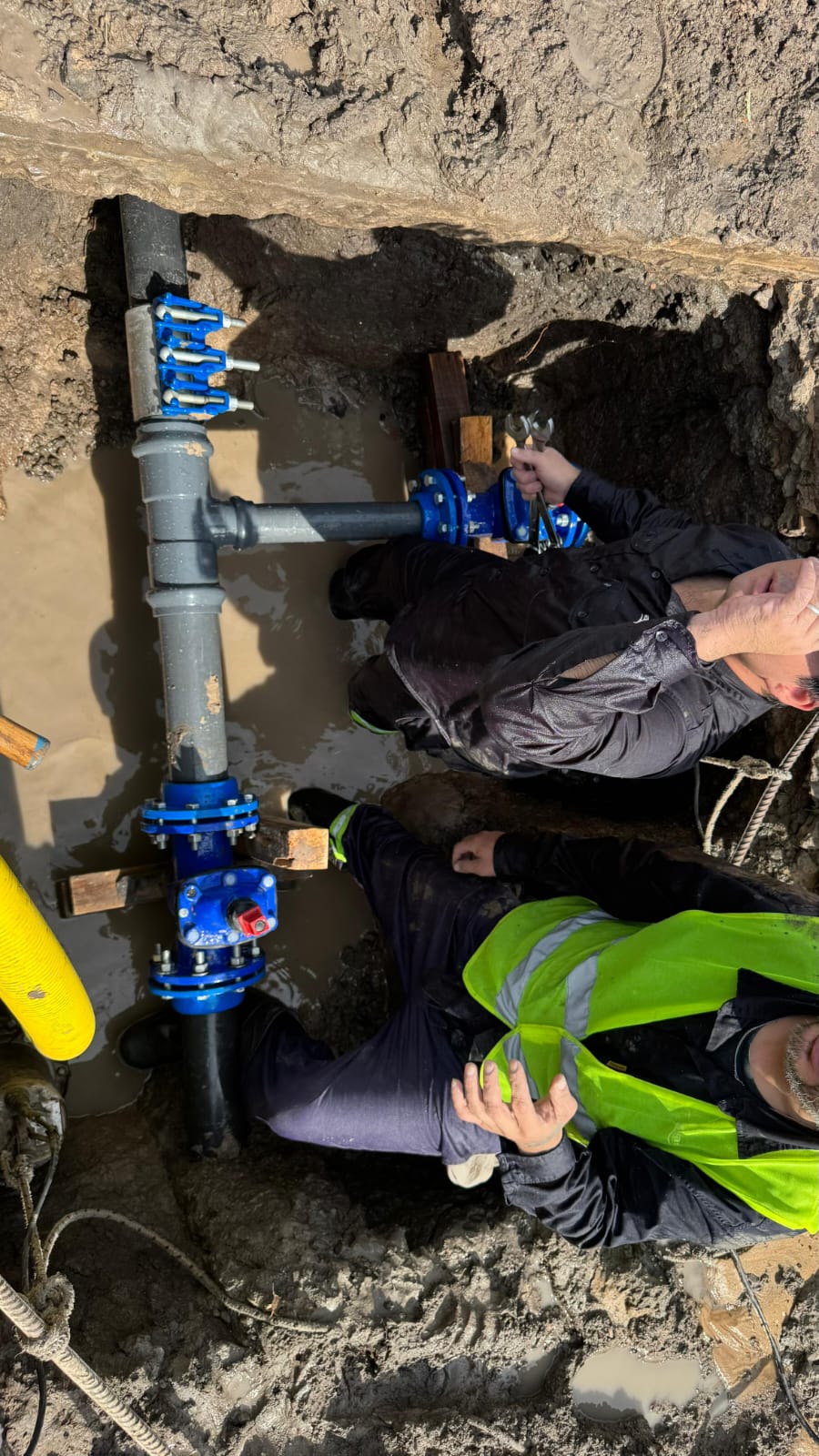 Finalizaron los trabajos de renovación de válvulas en la red de distribución de agua potable – Via Libre