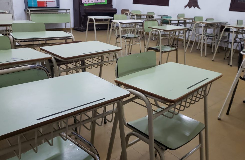 aula vacía sin clases Robo escuela Chapero 848