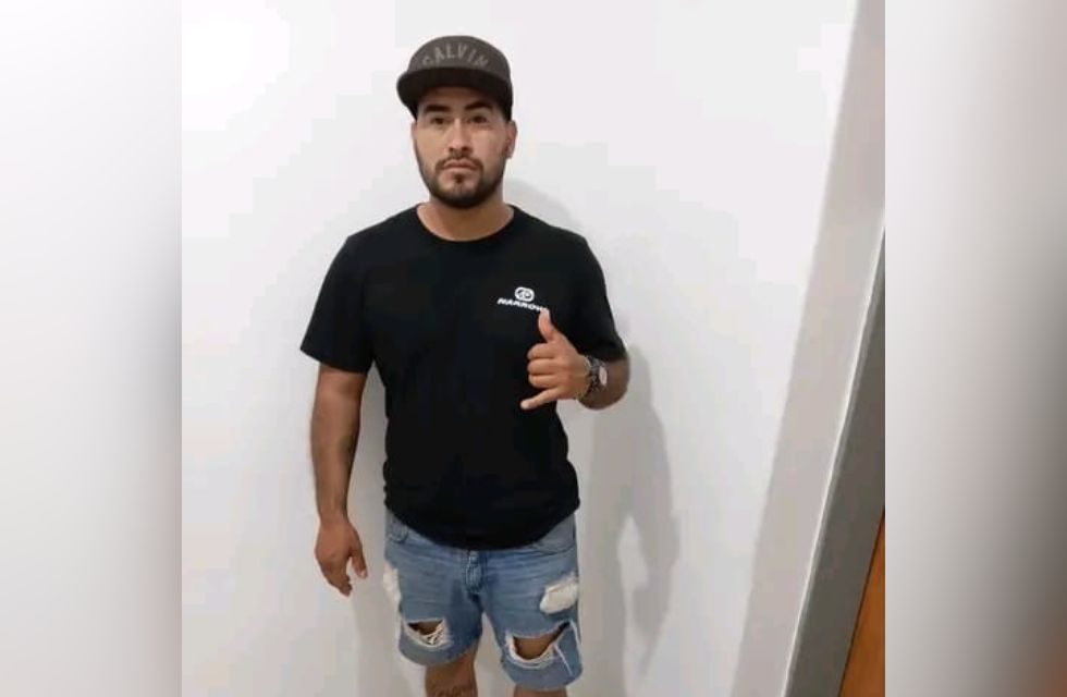 Alejandro Danilo Escobar S/Paradero