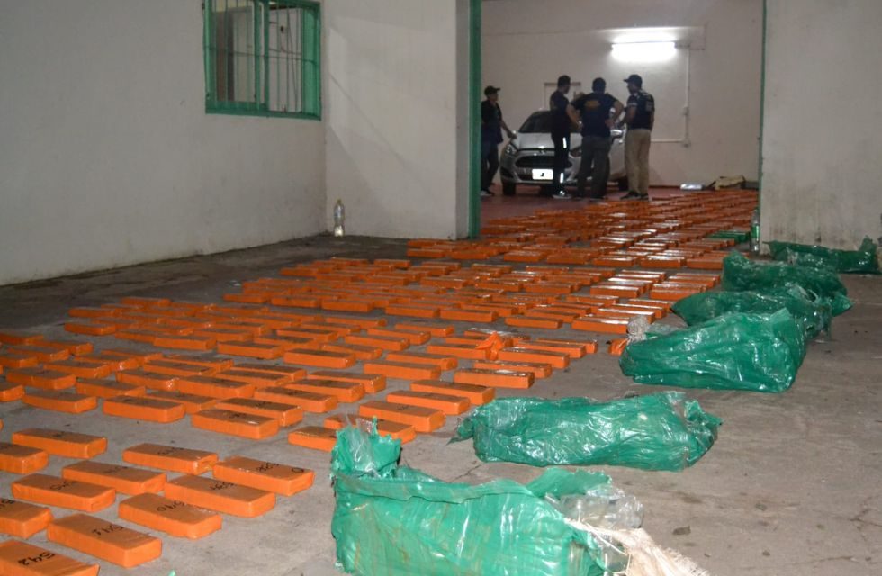 Narcotráfico incautaron más de media tonelada de marihuana en Corrientes