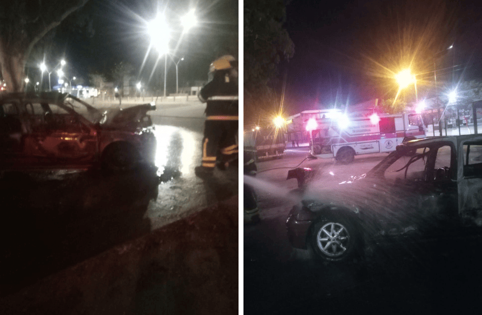 Reconquista incendio de un automóvil en la colectora Sellares fue sofocado por Bomberos Voluntarios (2)