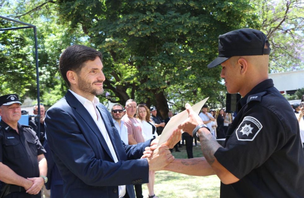 distinción a policias