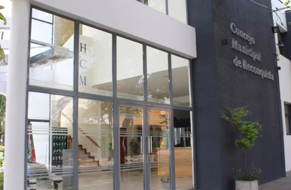 WhatsApp Image 2025-02-09 at 23.50.13