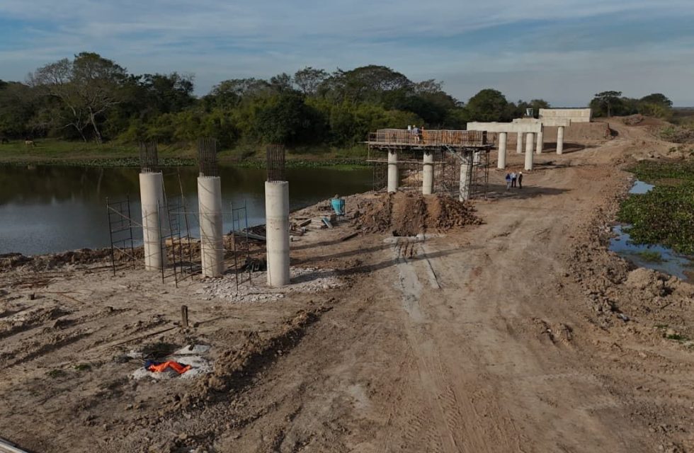 puente arroyo pindo