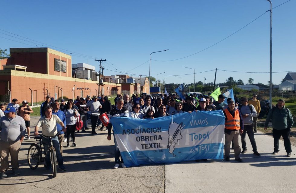 WhatsApp Image 2025-10-13 at 08.30.31