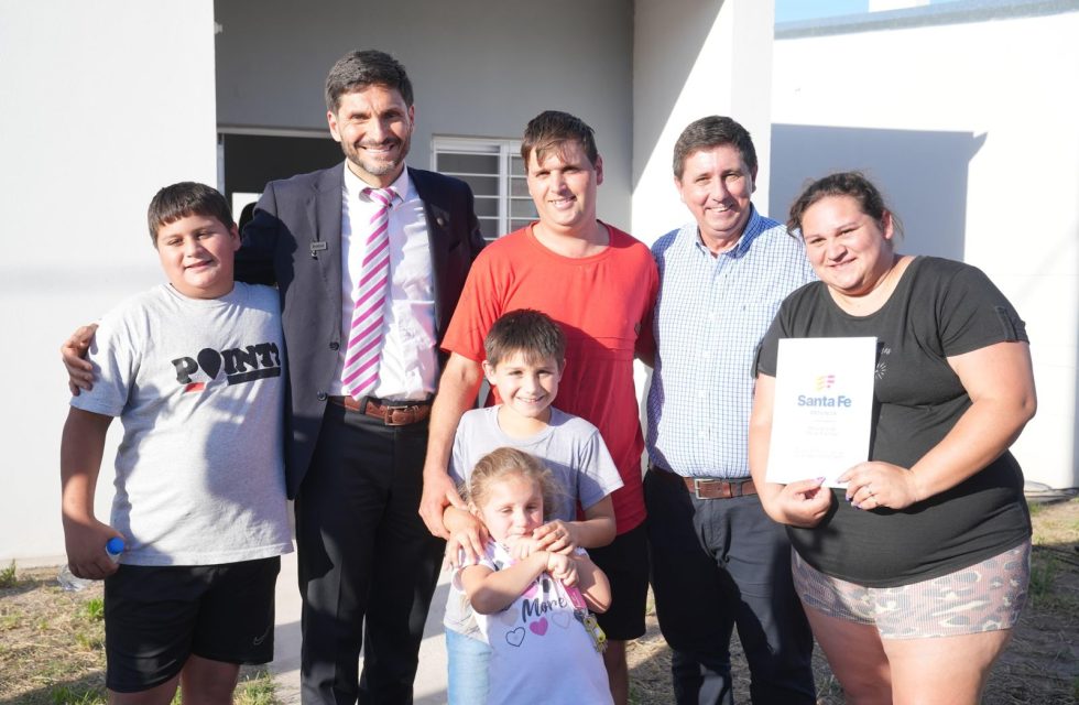 WhatsApp Image 2025-11-18 at 23.21.38