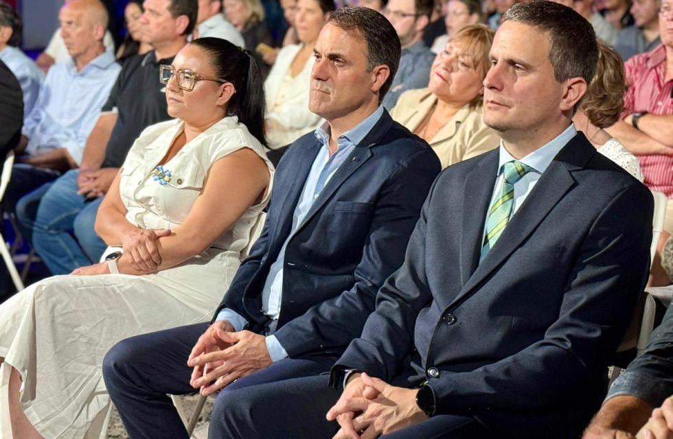 Suligoy, Bailat y Flores