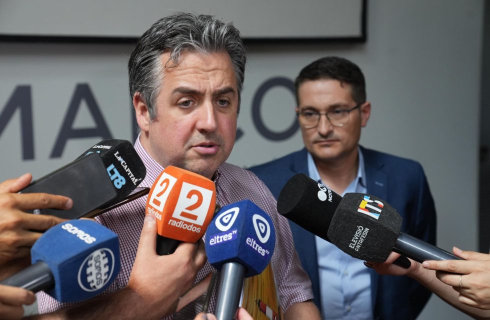 cococioni primer plano microfonos