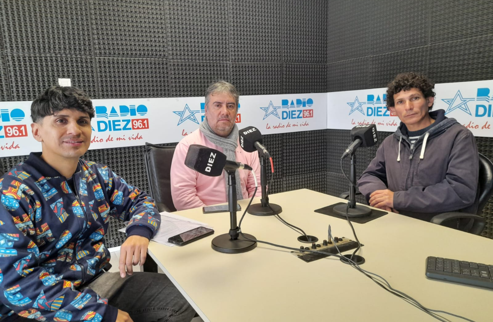 Miguel Merlo, Mauricio Ortiz (buzo negro) y Juanjo Isla
