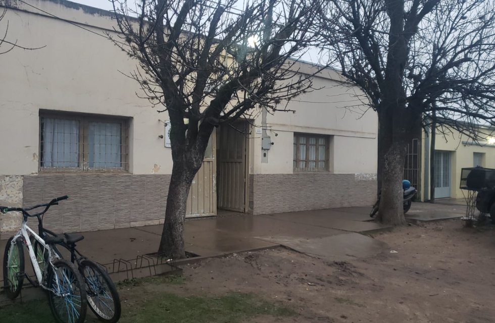 Robo Esc 893 Mariano Moreno