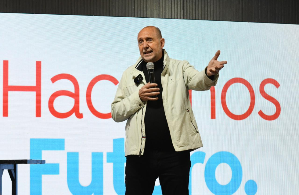 Omar Perotti perottismo