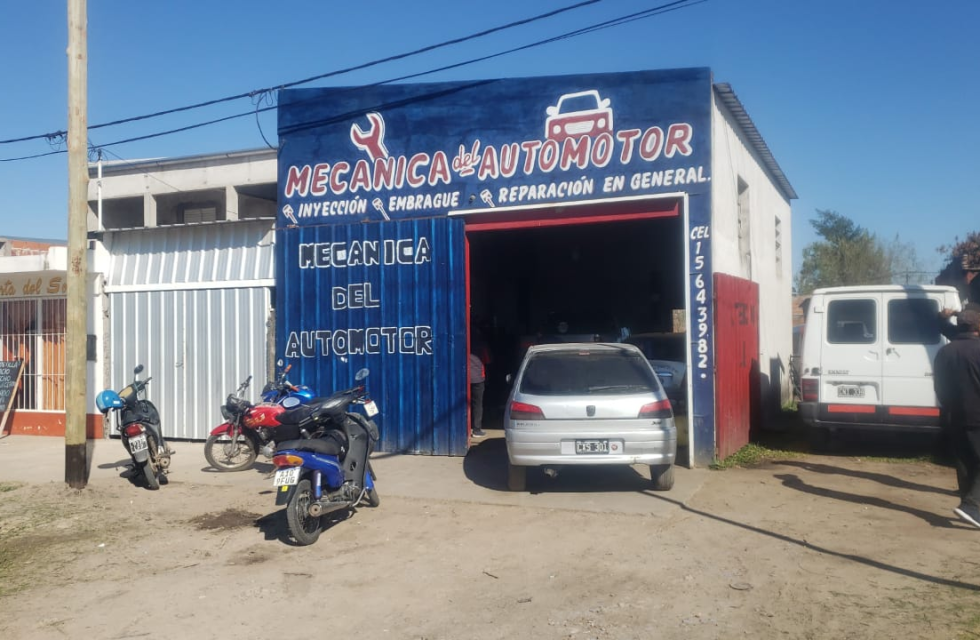 taller mecánica del automotor robo