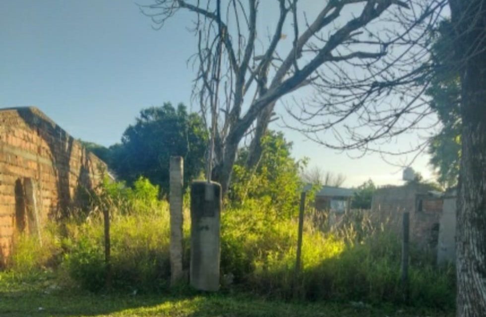 terreno baldio sucio