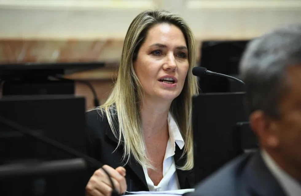 carolina losada senado